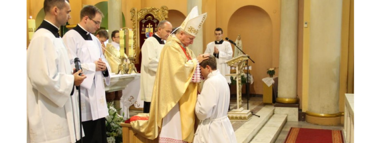 Święcenia diakonatu