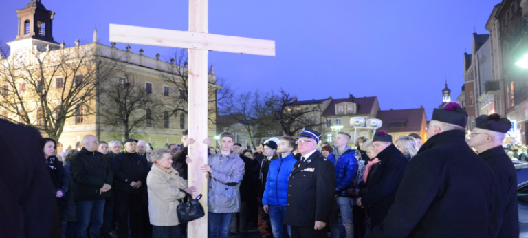 Droga Krzyżowa ulicami miasta