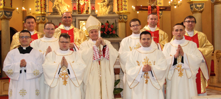 Święcenia diakonatu