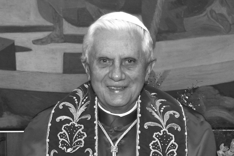 Benedykt XVI odszedł do Domu Ojca [aktualizacja]