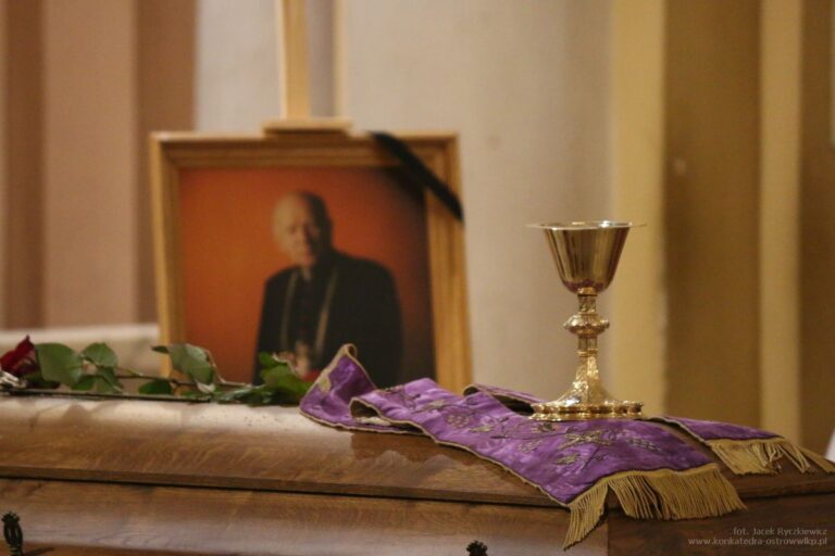 Uroczystość pogrzebowa ks. prał. Alfreda Mąki