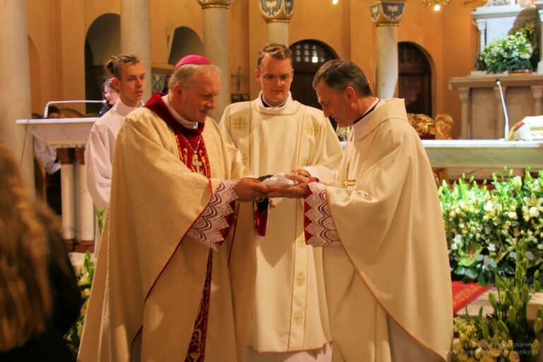 Wprowadzenie na urząd proboszcza