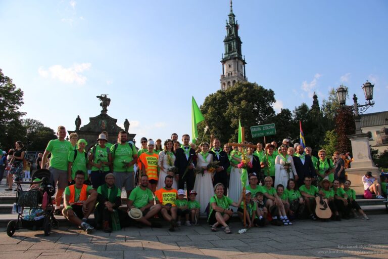Pielgrzymi z grupy ZIELONEJ dotarli na Jasną Górę