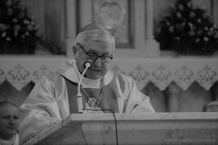 Nie żyje biskup Edward Janiak