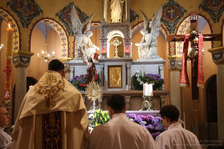 Liturgia Wigilii Paschalnej