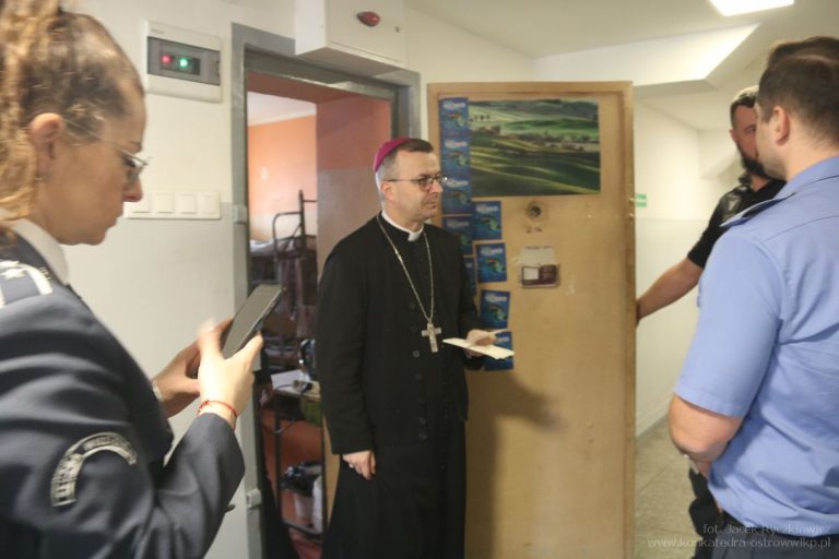 Opłatek w Areszcie Śledczym w Ostrowie