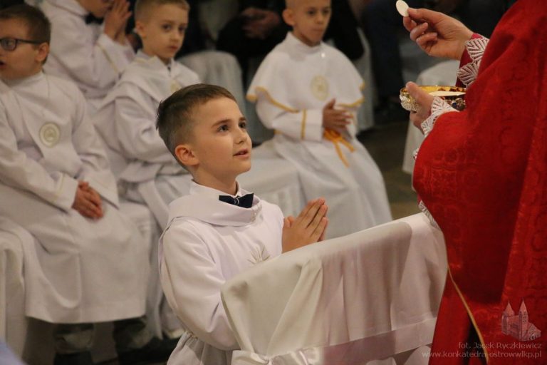 I Komunia święta w Konkatedrze [niedziela]