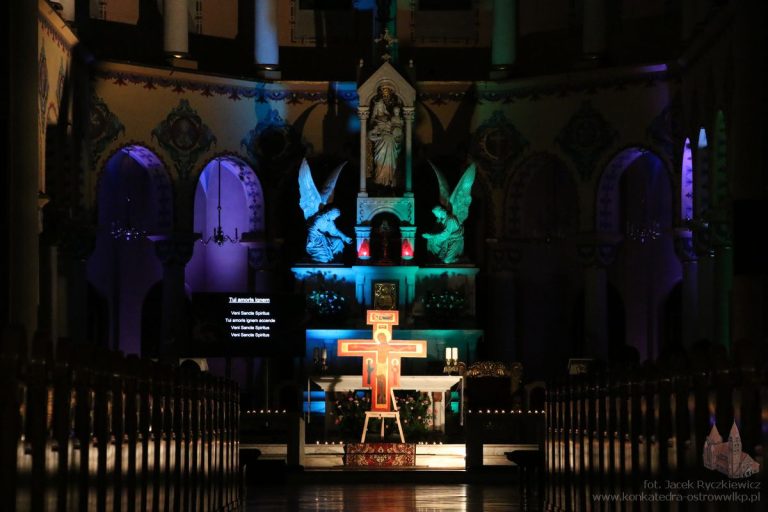 Czuwanie w duchu modlitwy Taizé