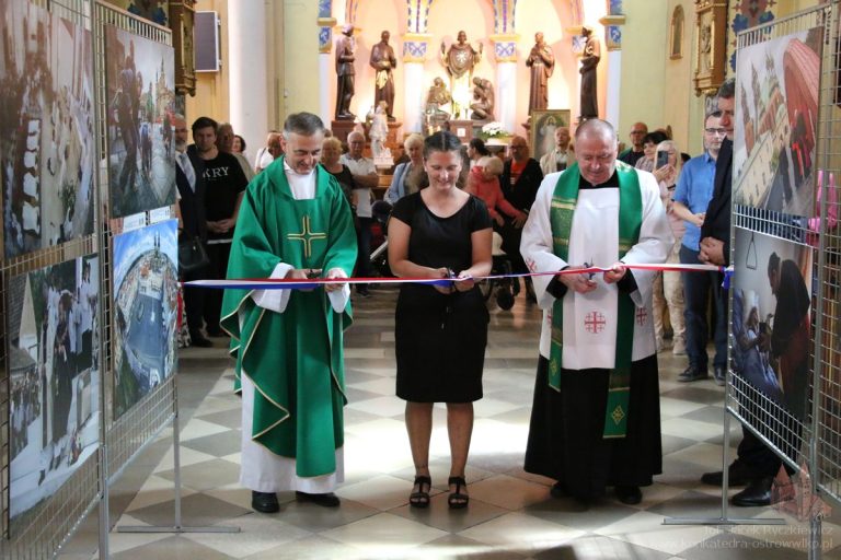 Człowiek i Wiara – wystawa w Konkatedrze