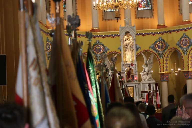 W duchu wiary i patriotyzmu. Msza św. za Ojczyznę i Miasto
