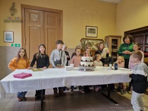 0-scholka-2latka-przyg-swiat-001